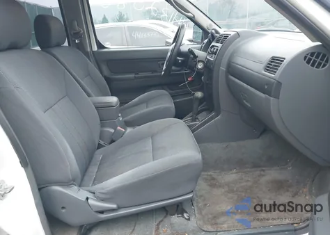 2004 Nissan Frontier Xe-V6 z USA, uszkodzony, nr VIN 1N6ED29X04C412054